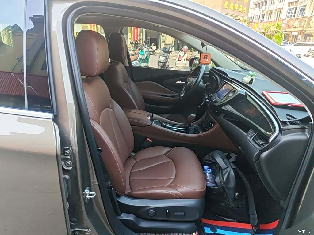Buick Envision Plus, 2019 25