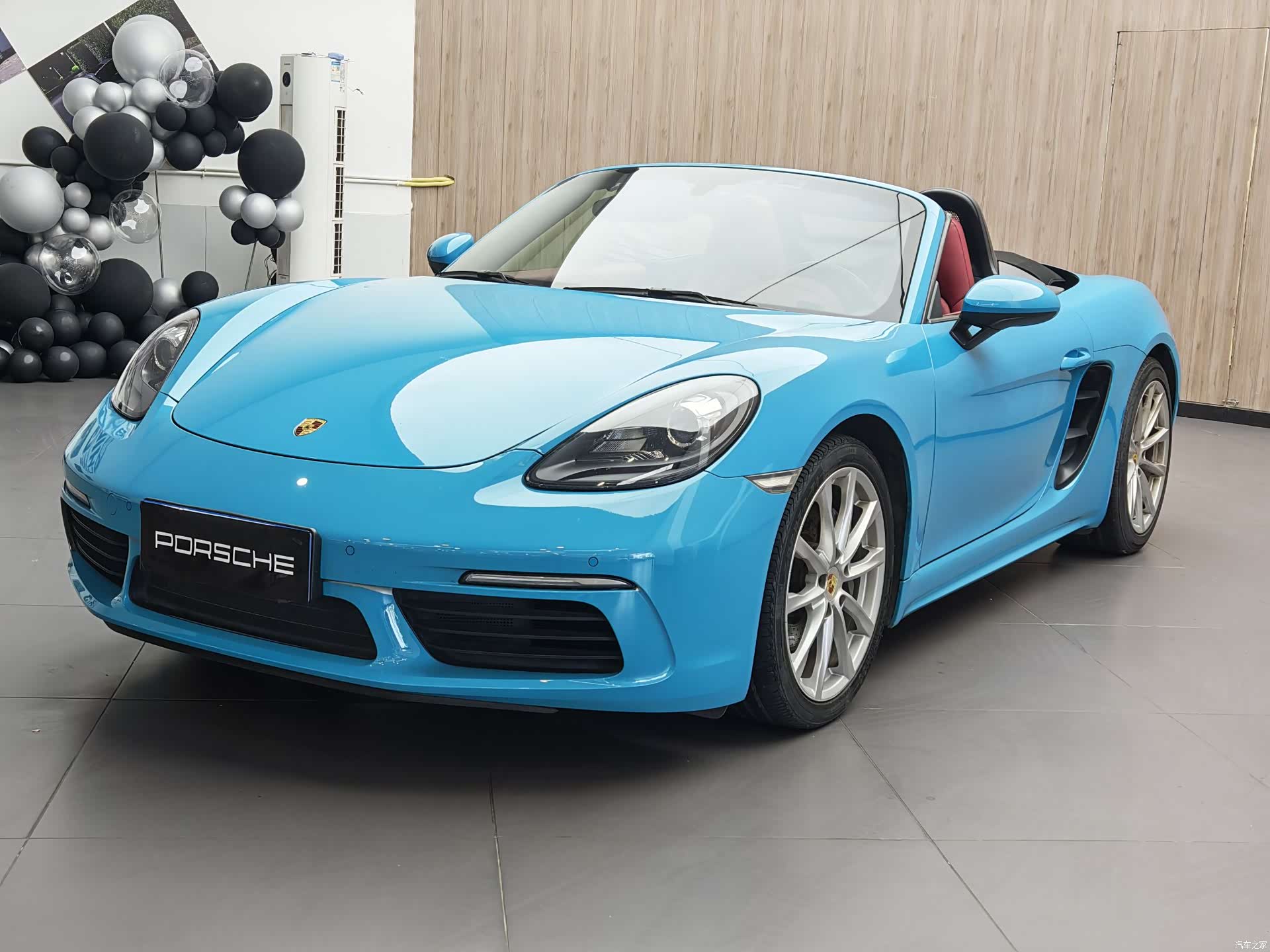 Porsche Boxster, 2019 1
