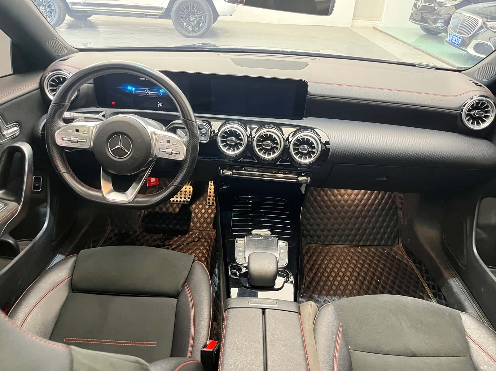 Mercedes-Benz CLA, 2022 11