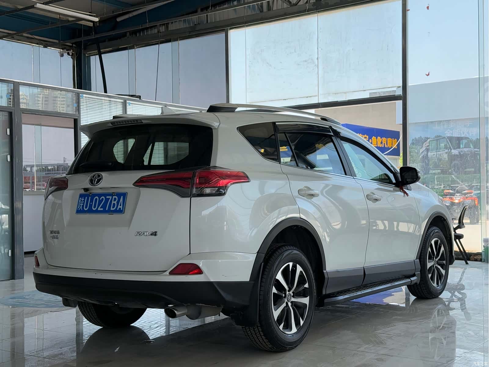 Toyota RAV4, 2018 16
