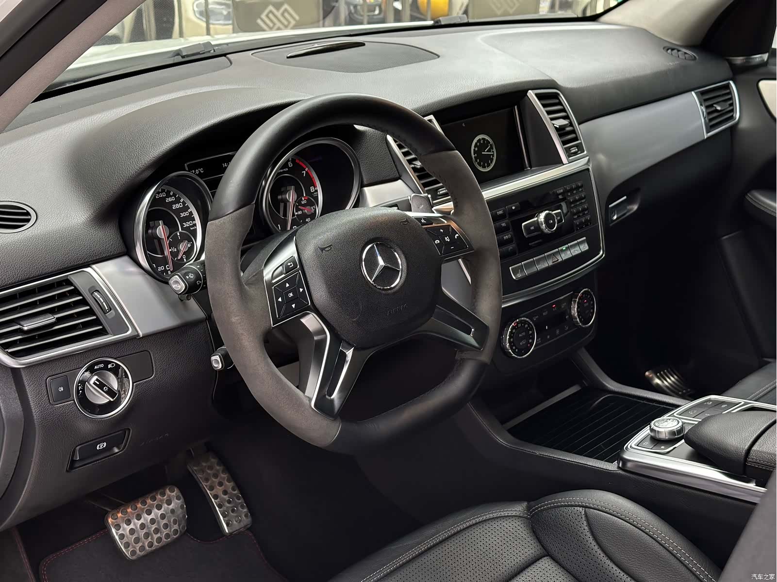 Mercedes-Benz M-Class AMG, 2016 все фото