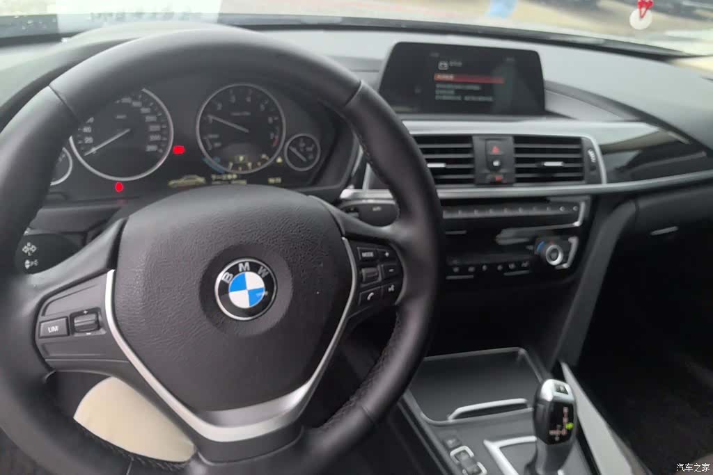 BMW 3 Series, 2018 12