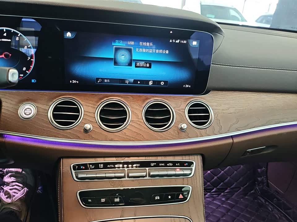 Mercedes-Benz E-class Mercedes-Benz E-class