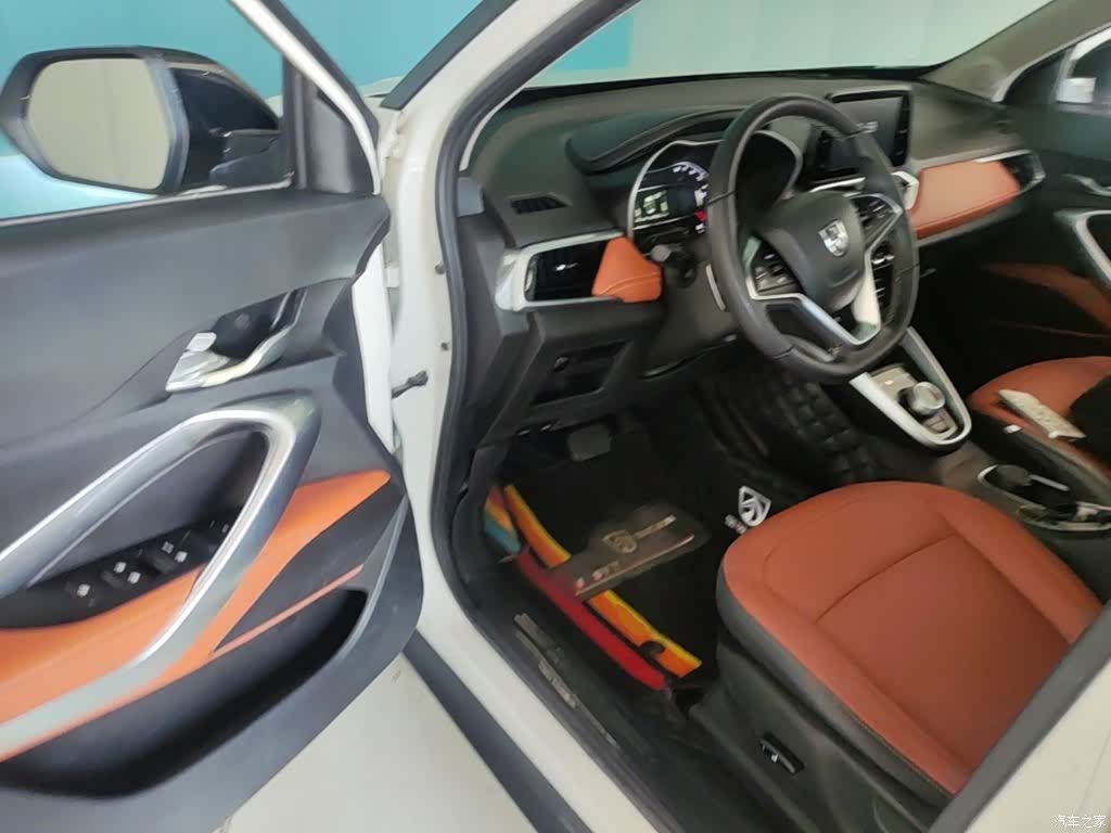 Wuling 510, 2017 16