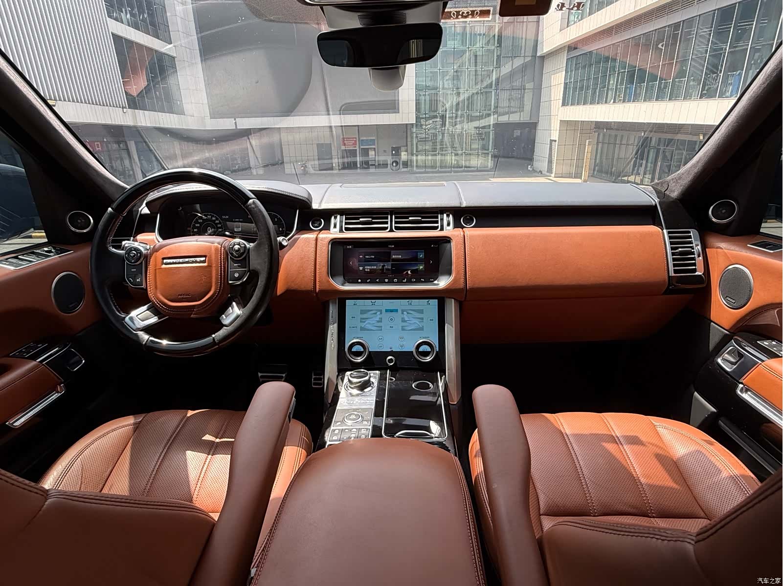 Land Rover Range Rover, 2019 15