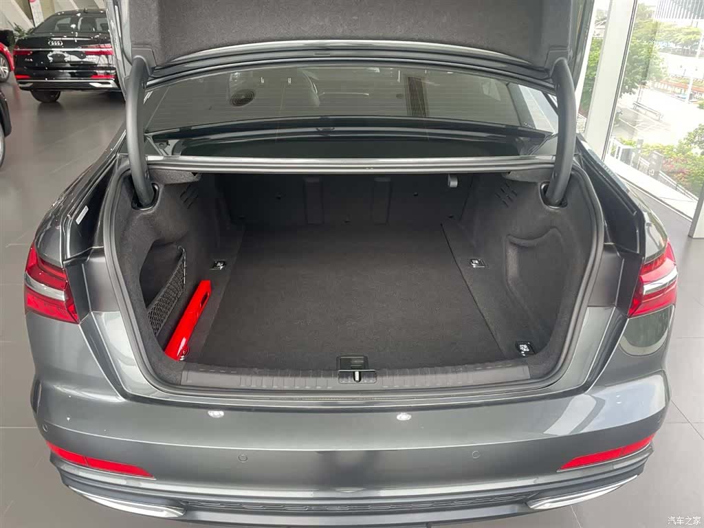 Audi A6L, 2022 8