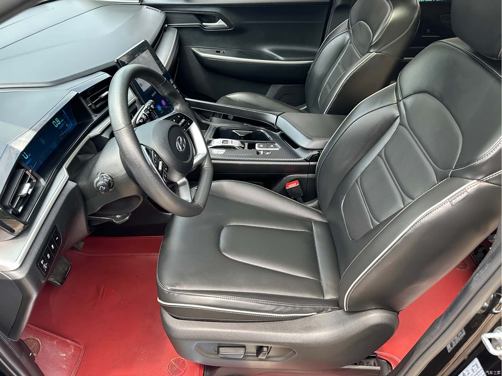 Hyundai Custo, 2025 34