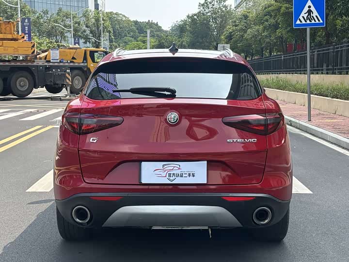 Alfa Romeo Stelvio si tan wei 2017 2.0T 200HP Luxury