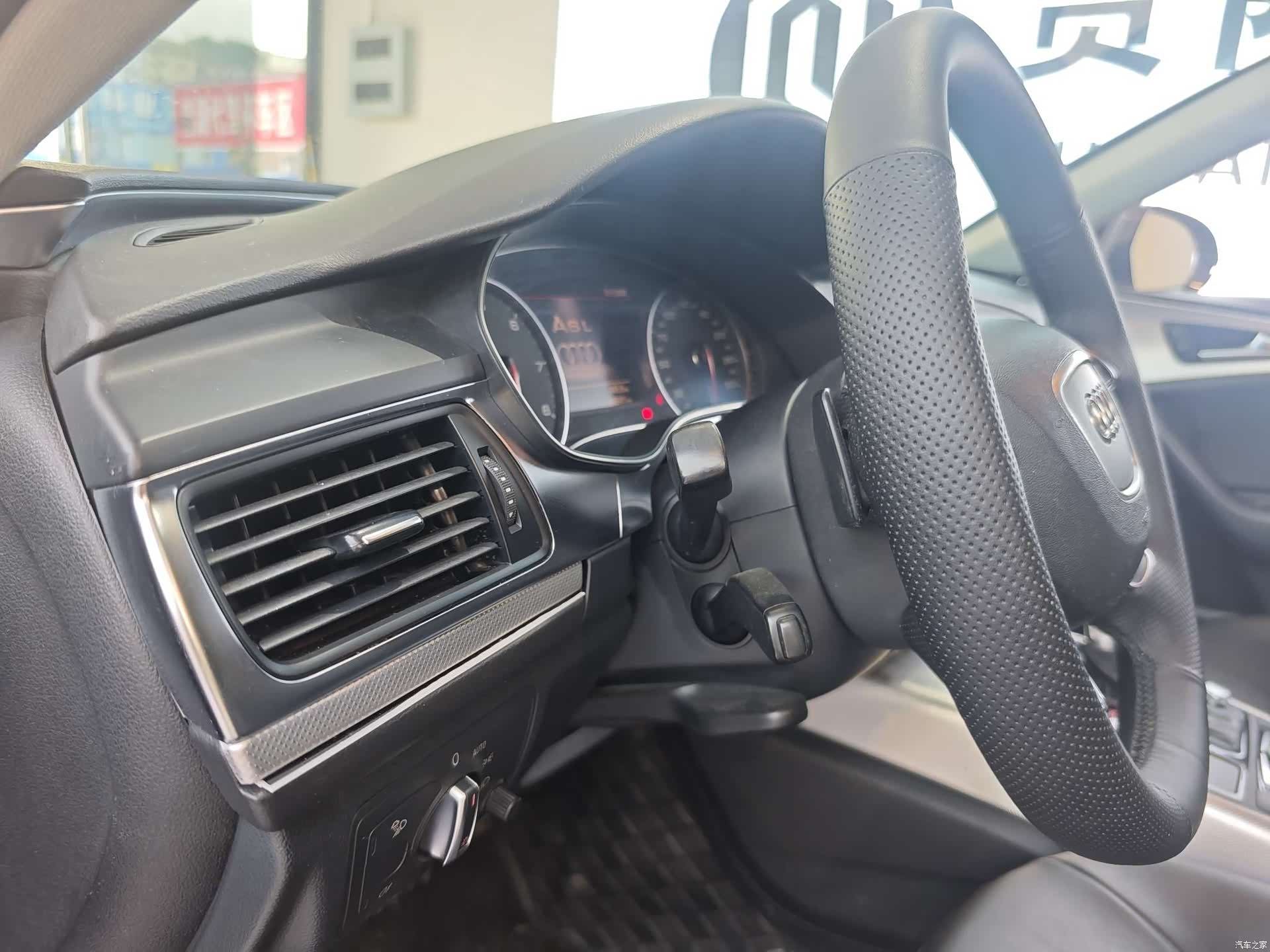 Audi A6L, 2014 19