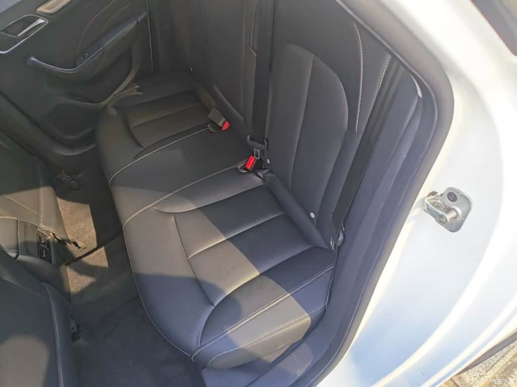 Roewe i6, 2018 17