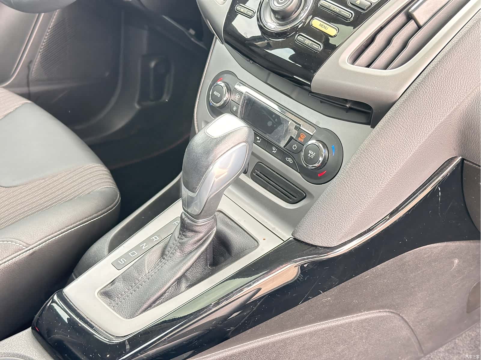 Ford Focus, 2014 14