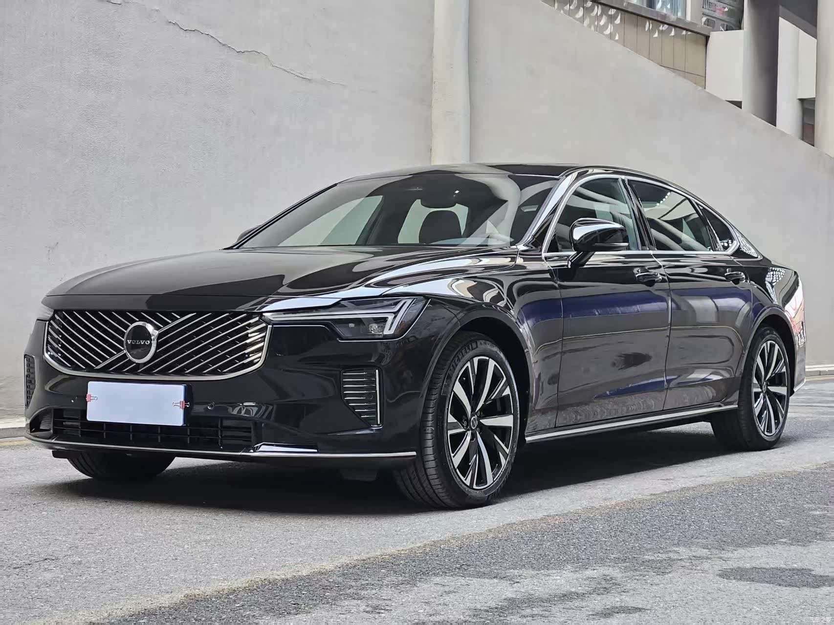 Volvo S90, 2025 1