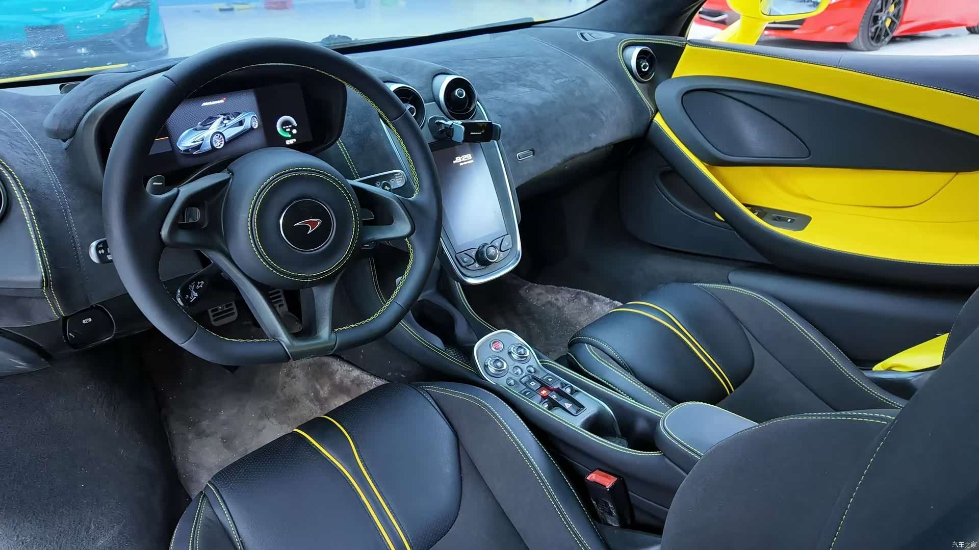 McLaren 570, 2018 8