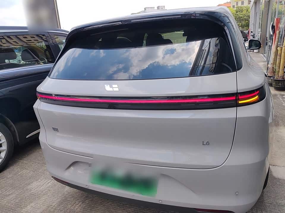 Li Auto Ideal L6