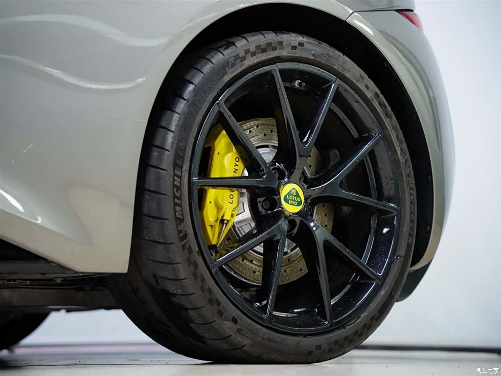 Lotus EMIRA, 2024 22