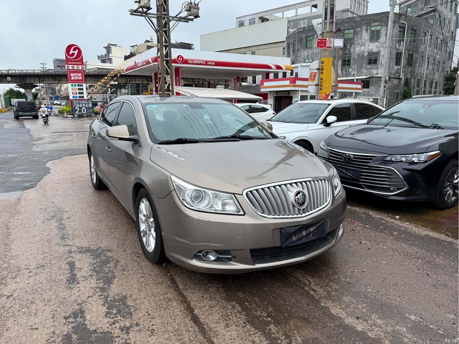 Buick LaCrosse, 2012 3