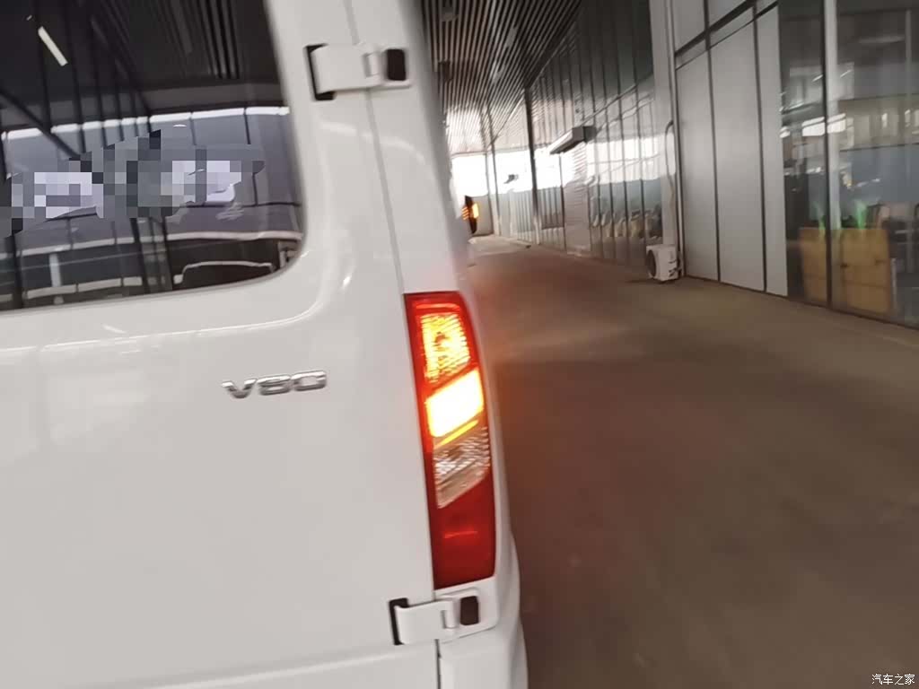 Maxus V80, 2022 8