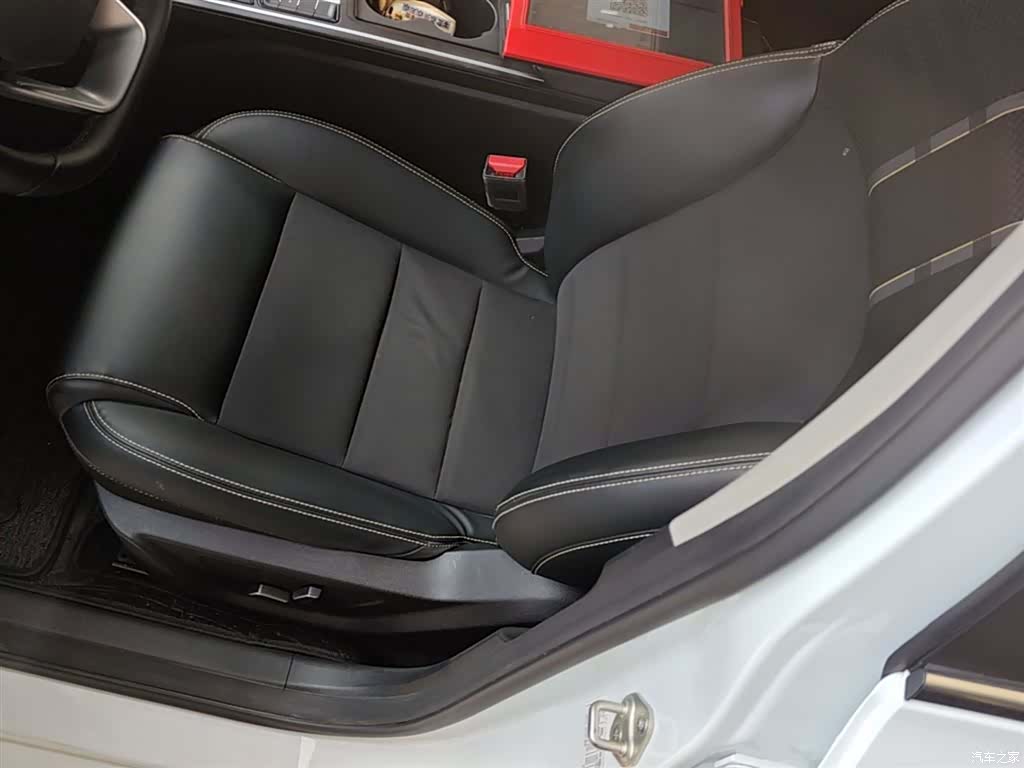 Geely Binray, 2021 15