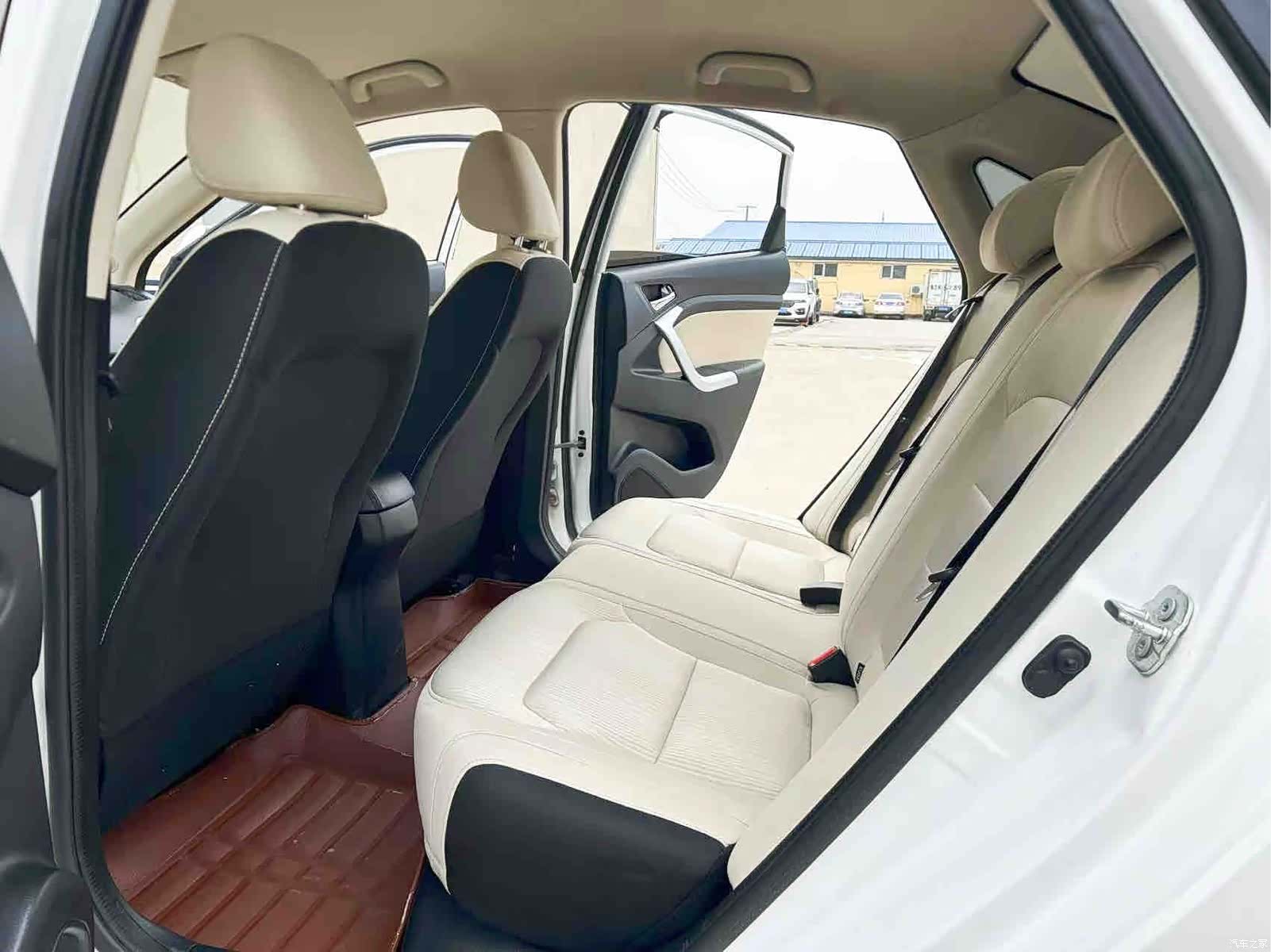 Changan V7, 2018 8