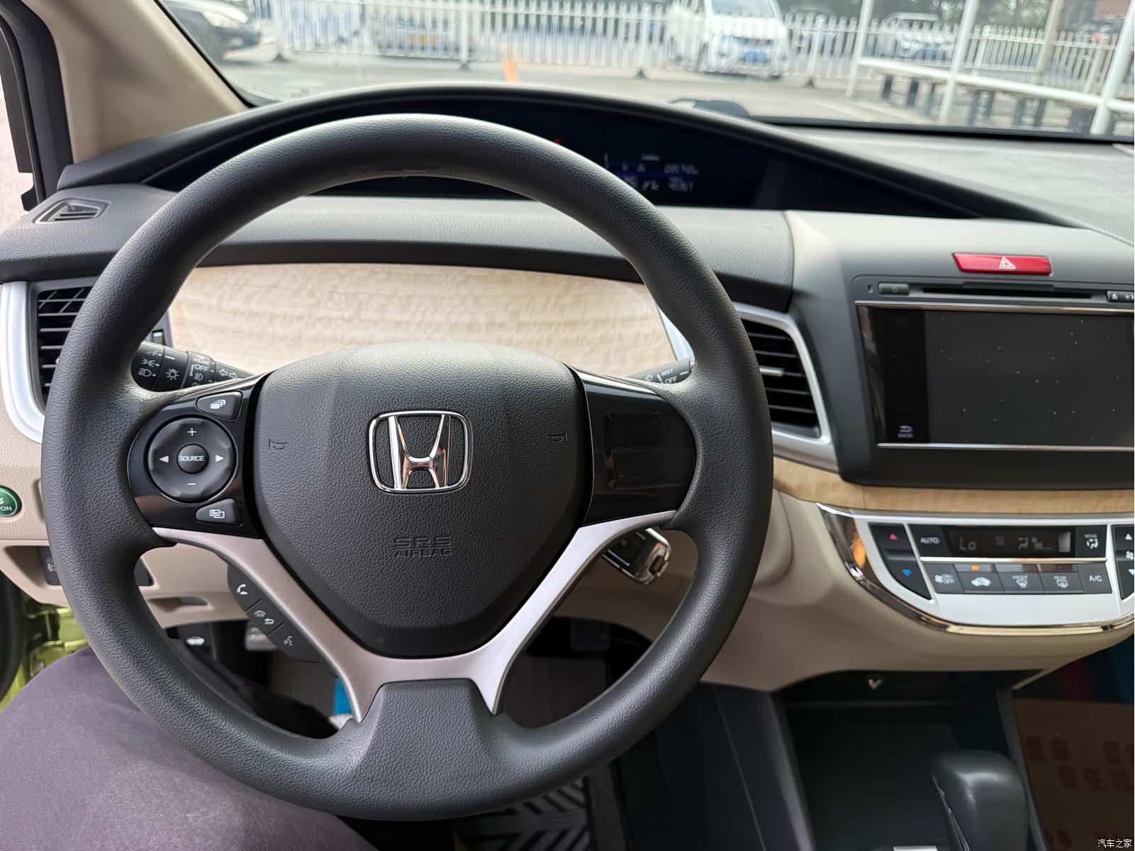 Honda Jade, 2013 25