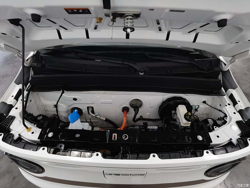Geely Panda, 2023 6