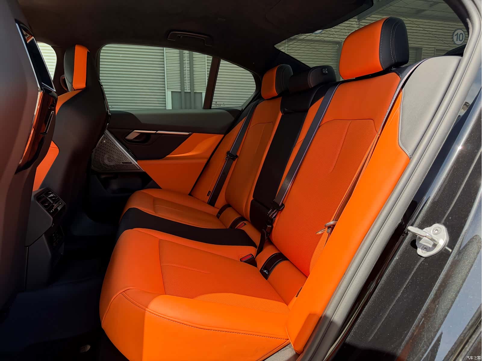 BMW M5, 2025 9