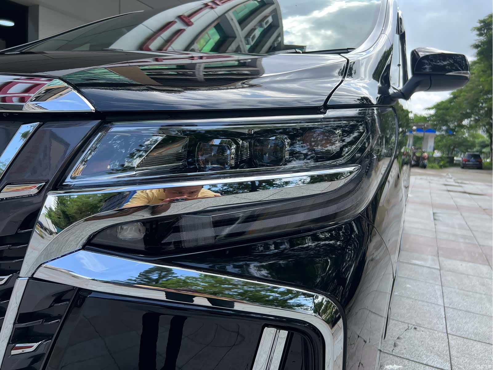 Toyota Alphard, 2015 7