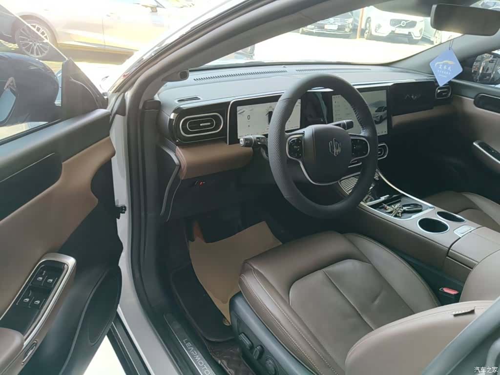 Leapmotor C01, 2024 16