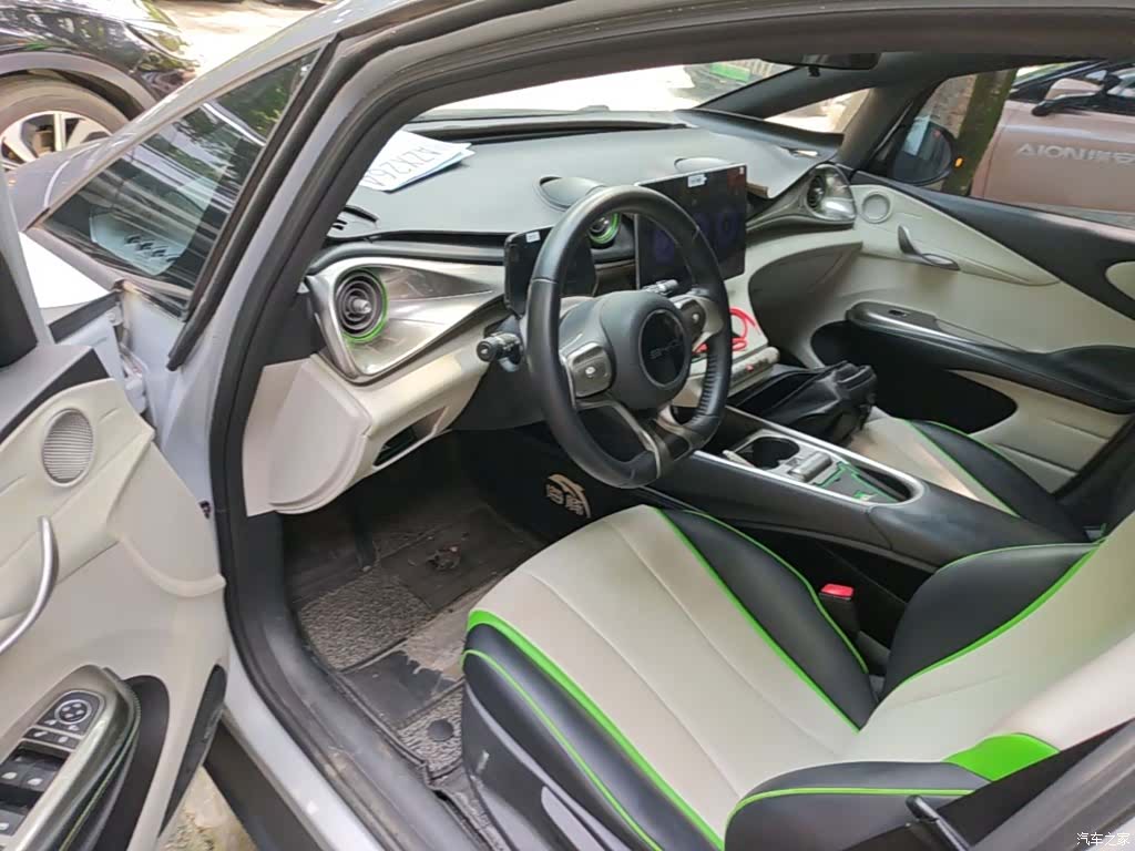 BYD Dolphin, 2022 16