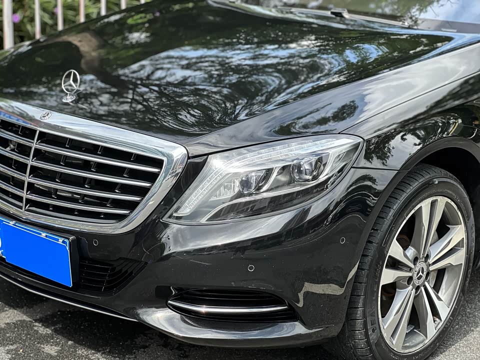 Mercedes-Benz S-class Mercedes-Benz S-class