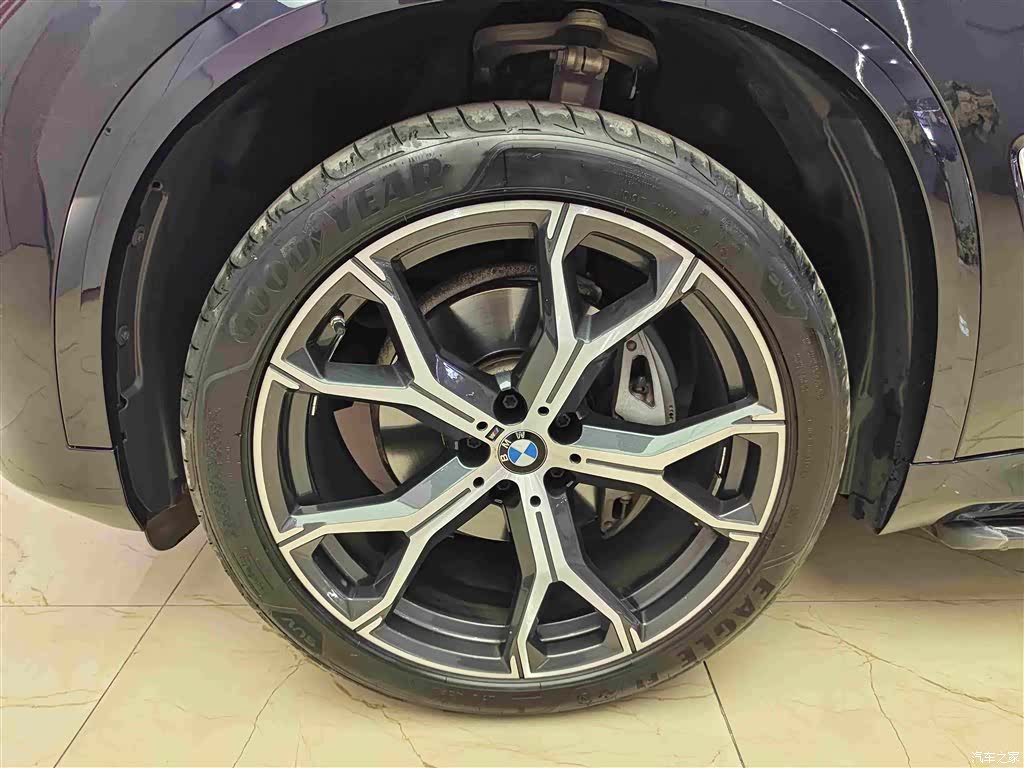 BMW X5, 2023 8