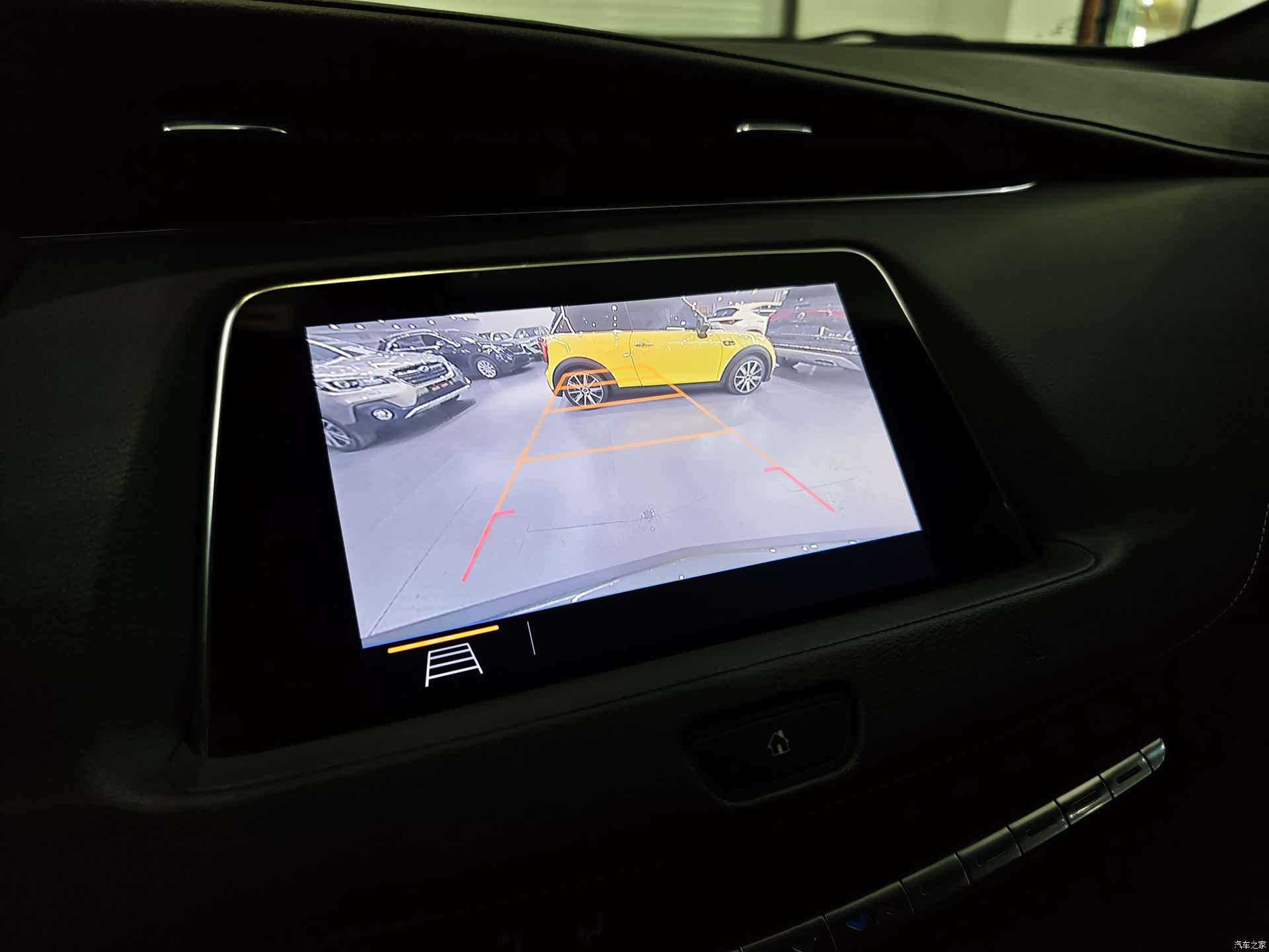 Cadillac XT4, 2019 3