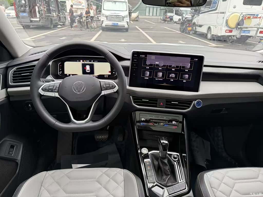 Volkswagen Tayron, 2023 14