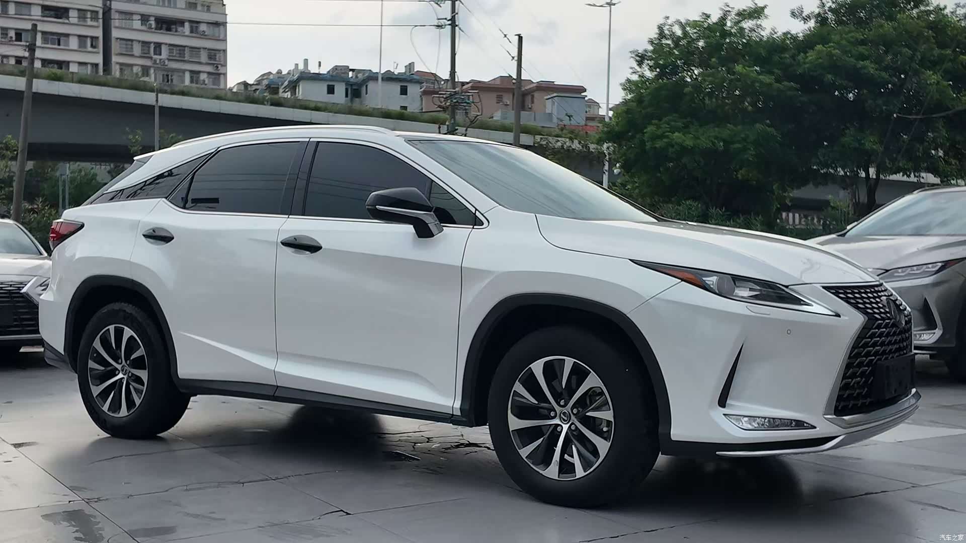 Lexus RX, 2020 3