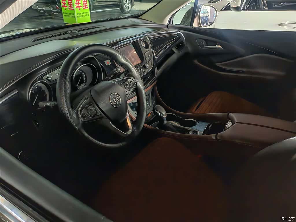 Buick Envision Plus, 2018 все фото