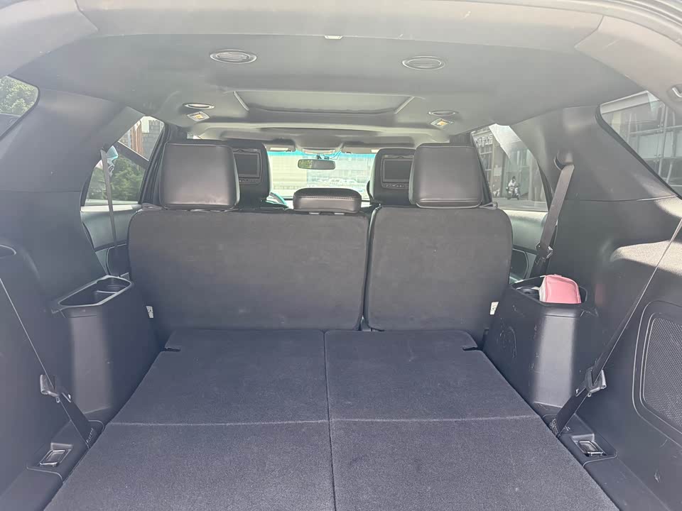 Ford Explorer Ford Explorer