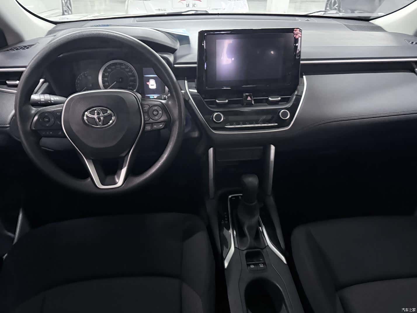 Toyota Frontlander, 2023 15