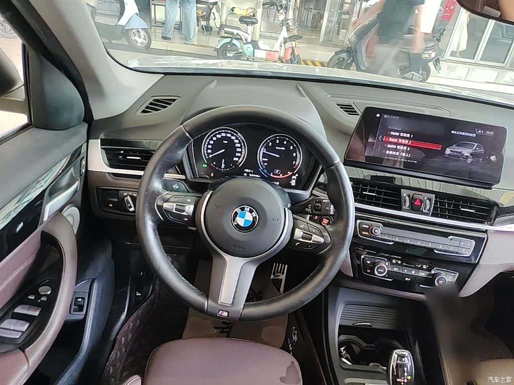 BMW X1, 2021 11