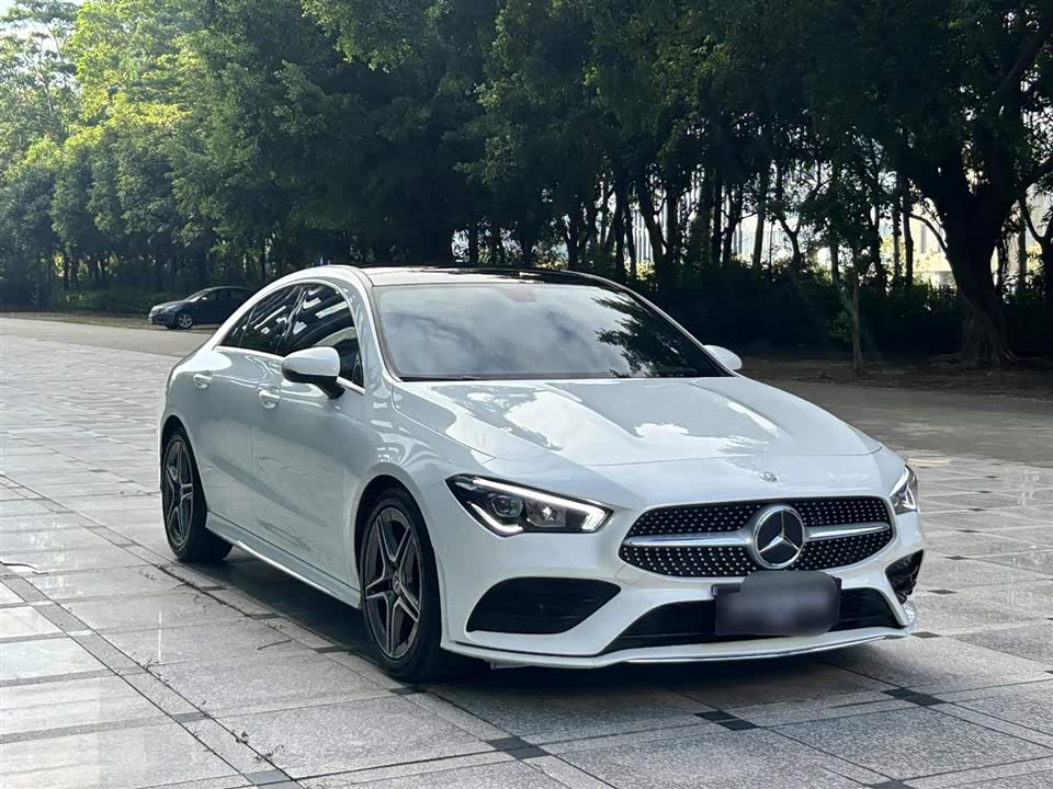 Mercedes-Benz CLA