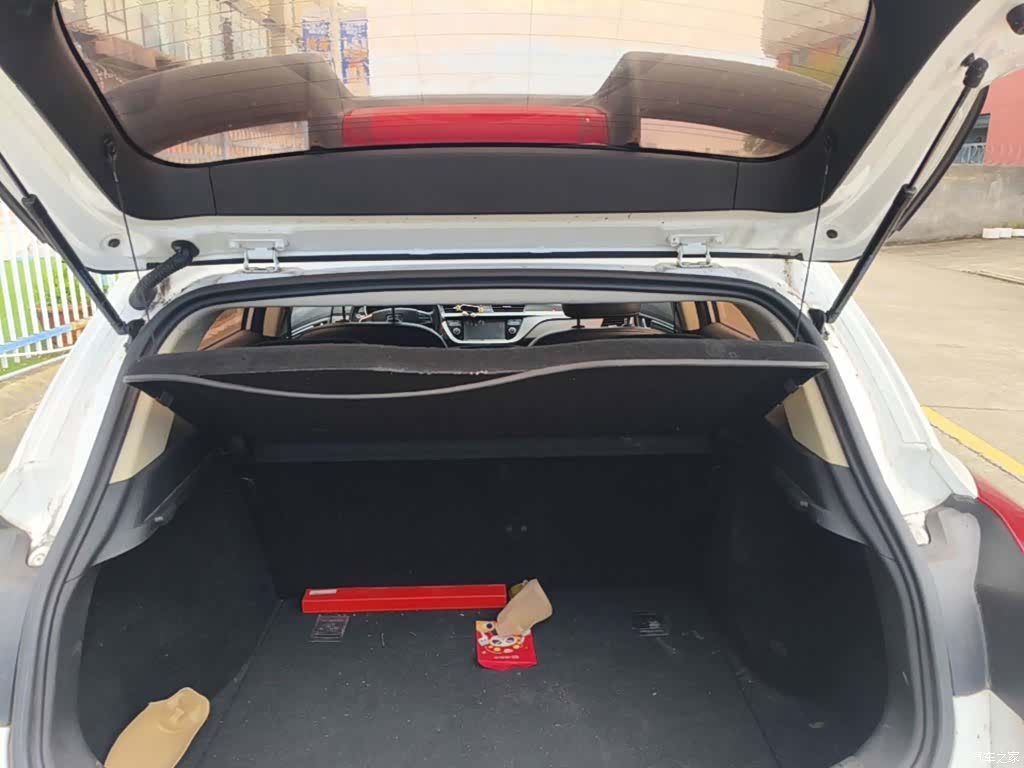 Geely Emgrand, 2017 19