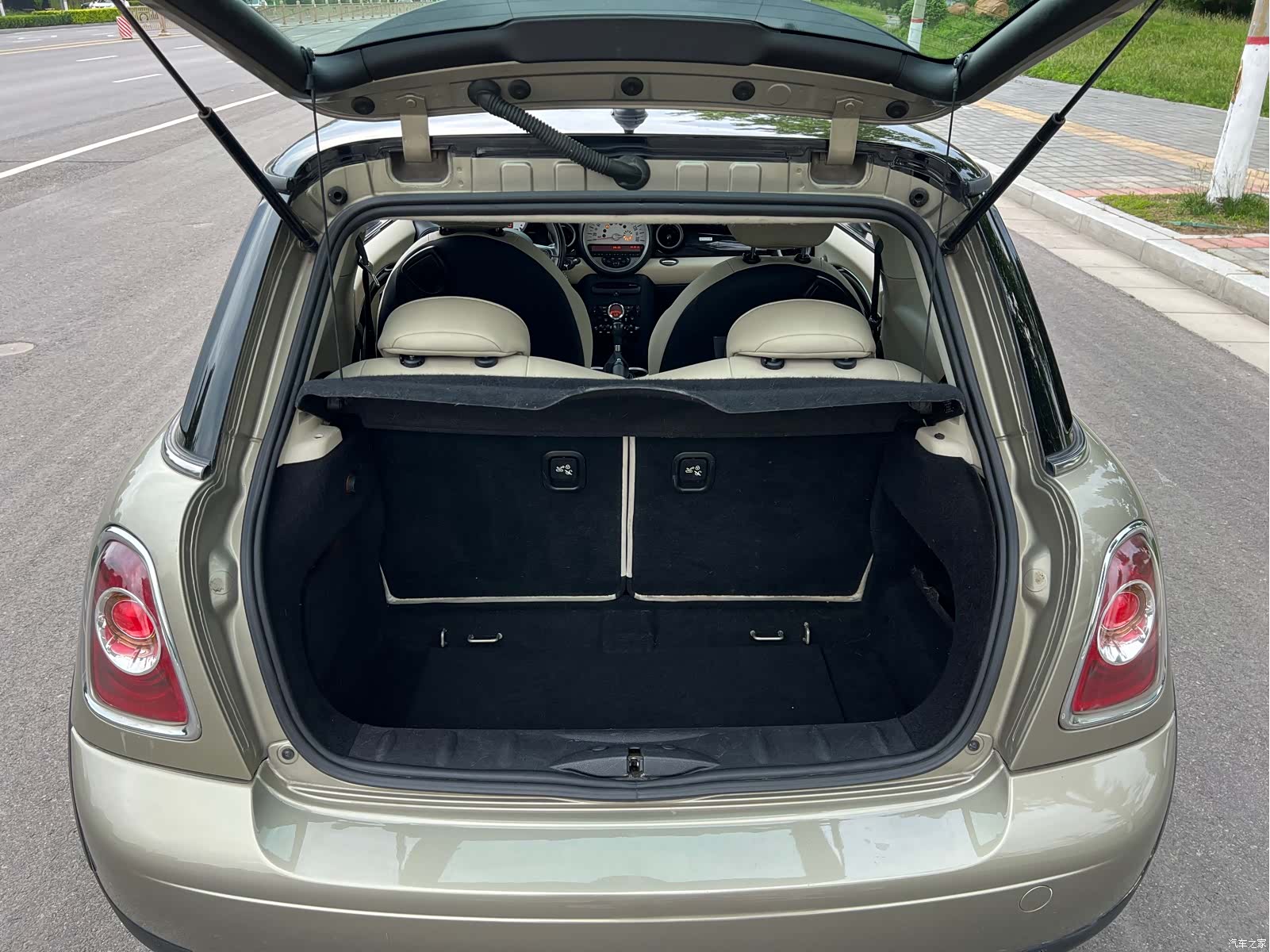 Mini Cooper, 2013 18