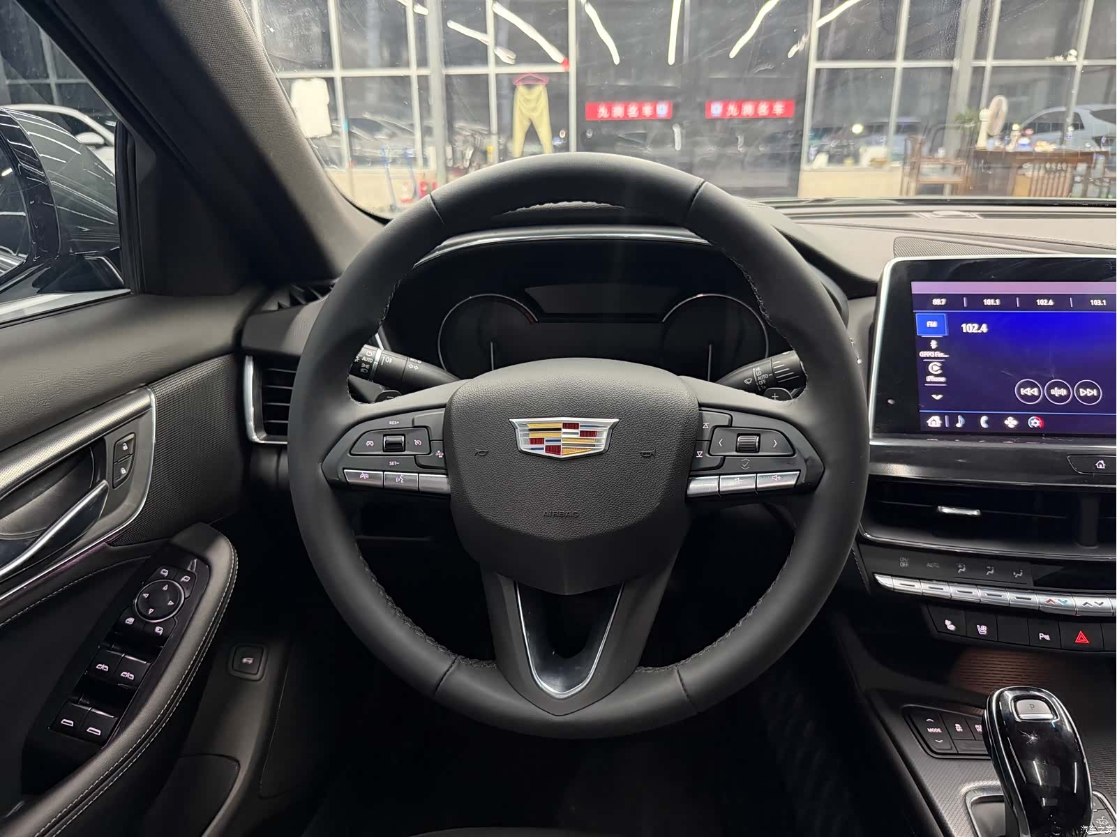 Cadillac CT5, 2022 9