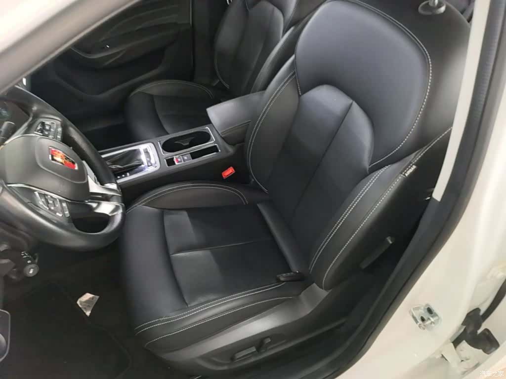 Roewe i6, 2017 15