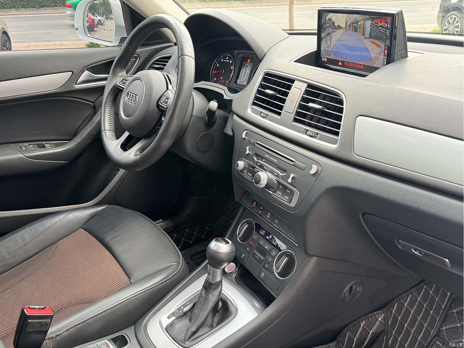 Audi Q3, 2018 15