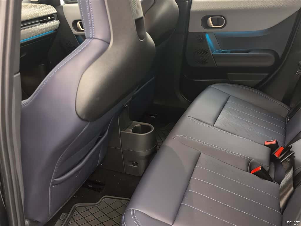 Mini Cooper, 2024 11
