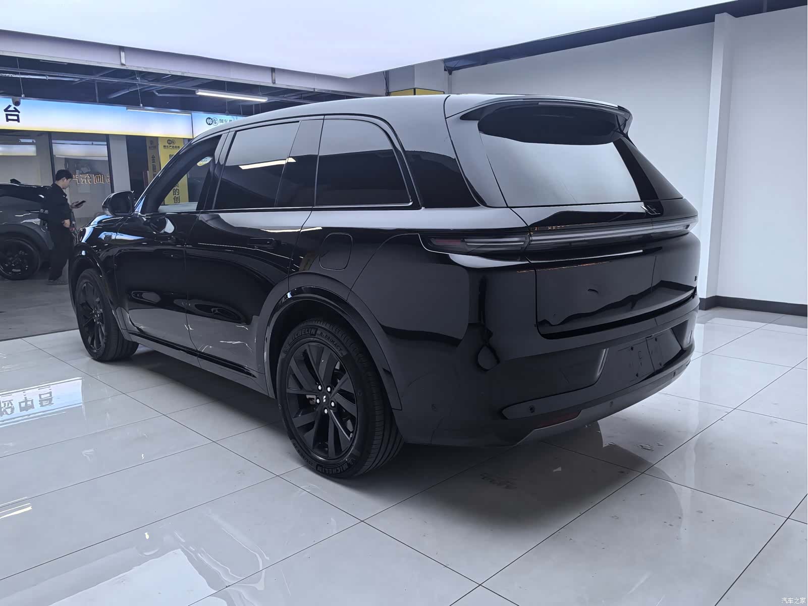 Li Auto L8, 2023 25