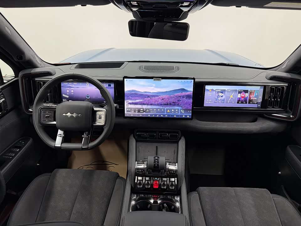 BYD Leopard 5 BYD Leopard 5