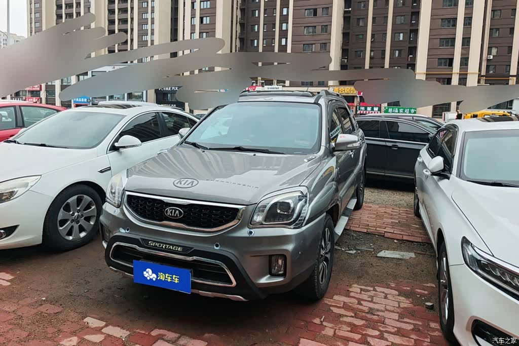 Kia GL, 2013 1