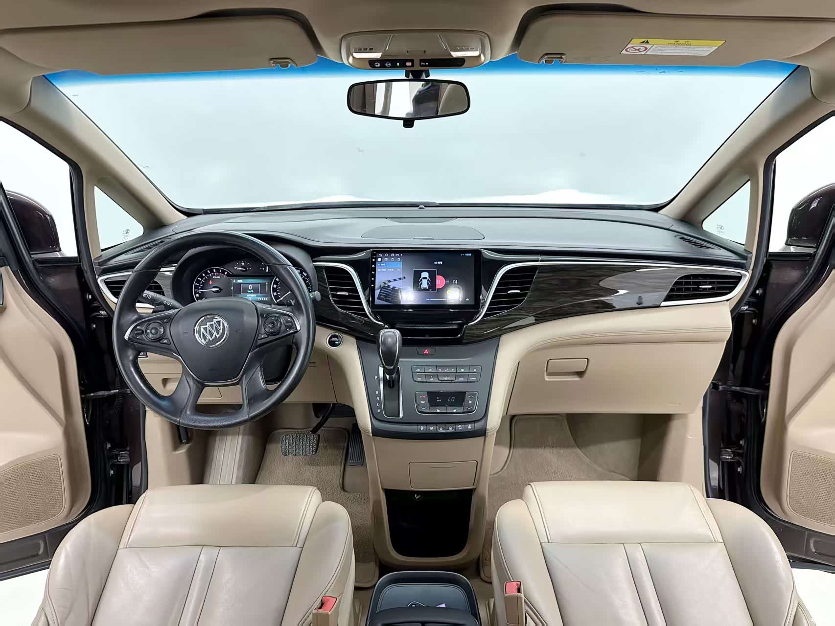 Buick GL8, 2018 9