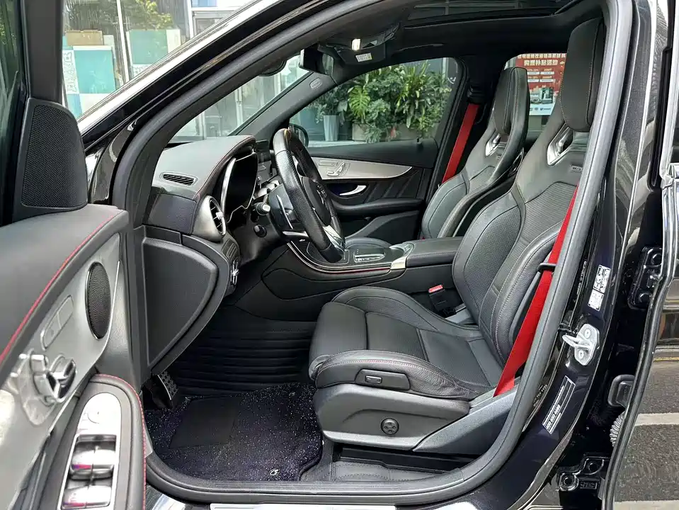 Mercedes-Benz GLC AMG